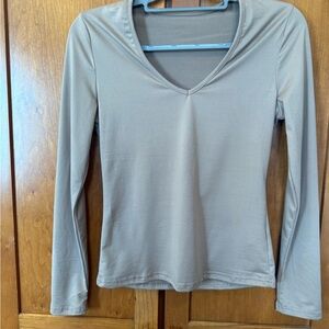 Women's V-Neck Long Sleeve Top - Gray
